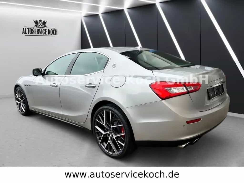 Maserati Ghibli V6 Diesel 275 CV 06/2015-photo-10