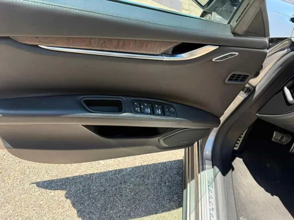 Maserati Ghibli S V6 2017 06/2017-photo-6
