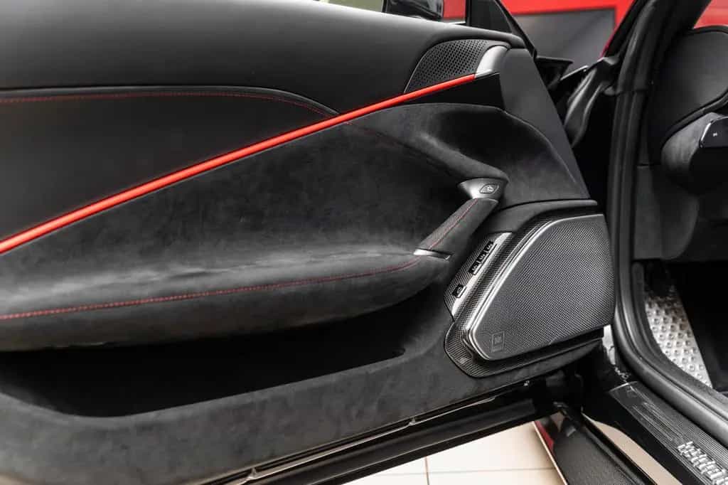 Ferrari Roma 3.9 T V8 Spider DCT 05/2024-photo-22
