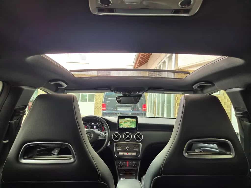 Mercedes-Benz A-Class 250 BlueEfficiency LED/PANO/NAVI/PDC 05/2017-photo-16