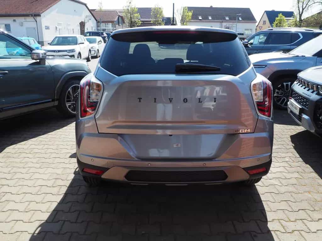 KGM Tivoli Nomad 1.5 Automatik null-photo-0
