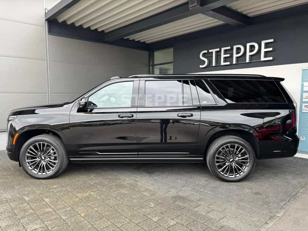 Cadillac Escalade FACELIFT MY26 6.2 V8 ESV Sport Platinum null-photo-2