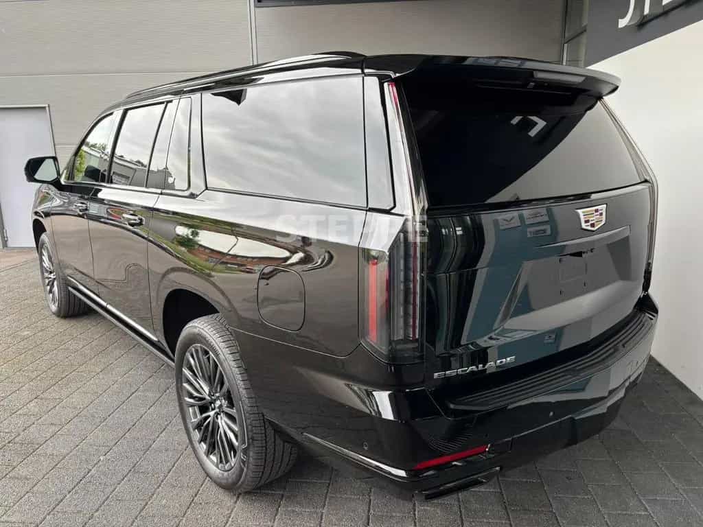 Cadillac Escalade FACELIFT MY26 6.2 V8 ESV Sport Platinum null-photo-3