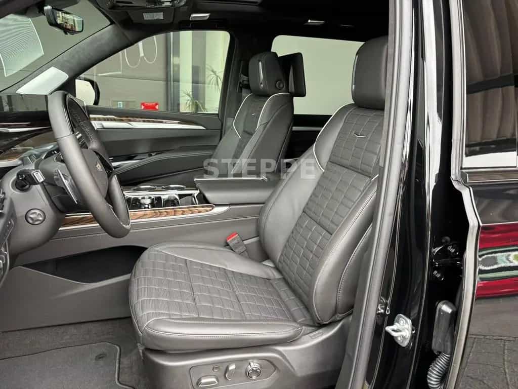 Cadillac Escalade FACELIFT MY26 6.2 V8 ESV Sport Platinum null-photo-6