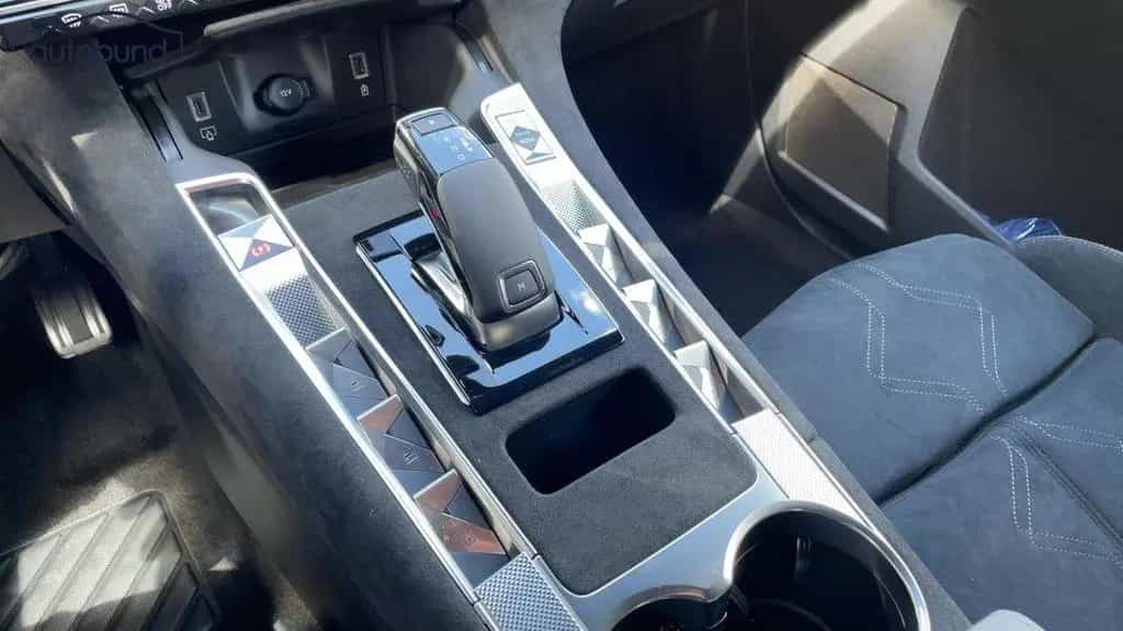 DS Automobiles DS7 (Crossback) 1,5 BlueHDI Autom. Pallas Alu KA 04/2025-photo-14