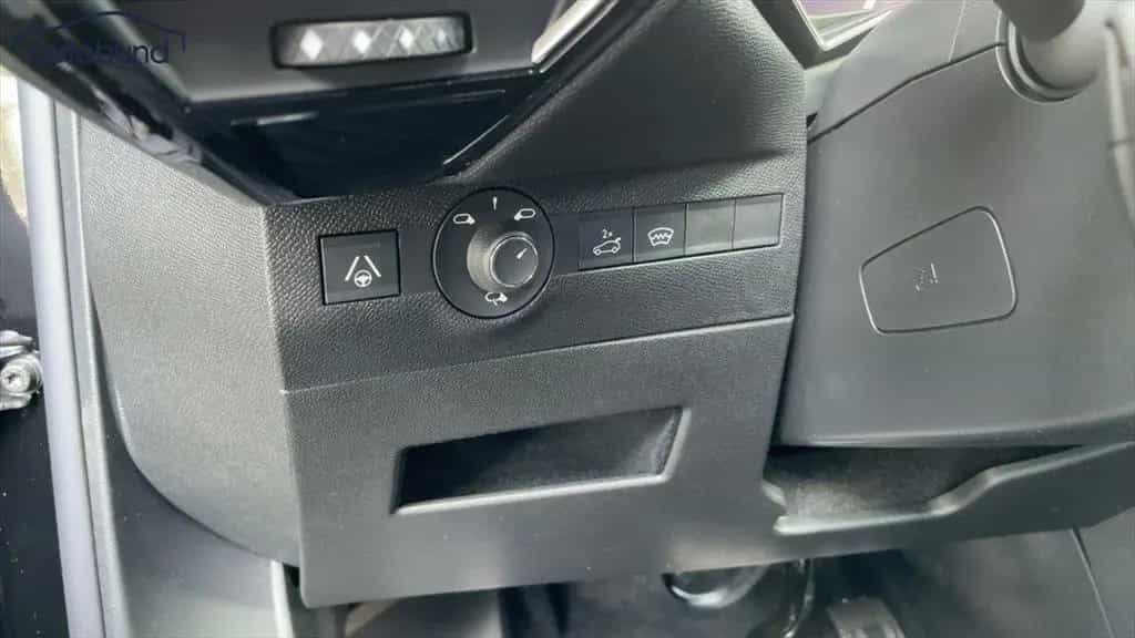 DS Automobiles DS7 (Crossback) 1,5 BlueHDI Autom. Pallas ALARM 04/2025-photo-23