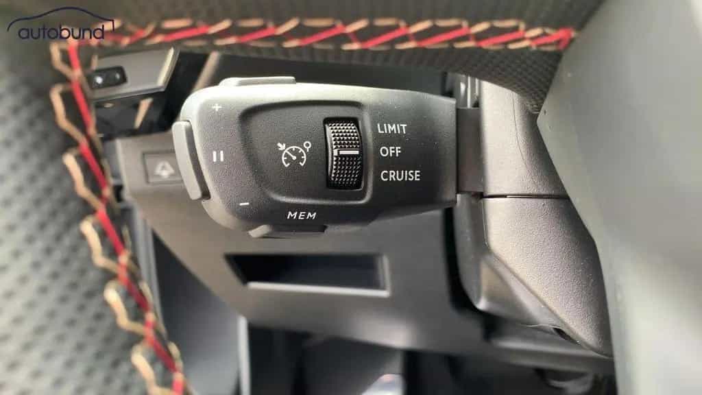 DS Automobiles DS7 (Crossback) 1,5 BlueHDI Autom. Pallas Alu KA 04/2025-photo-29