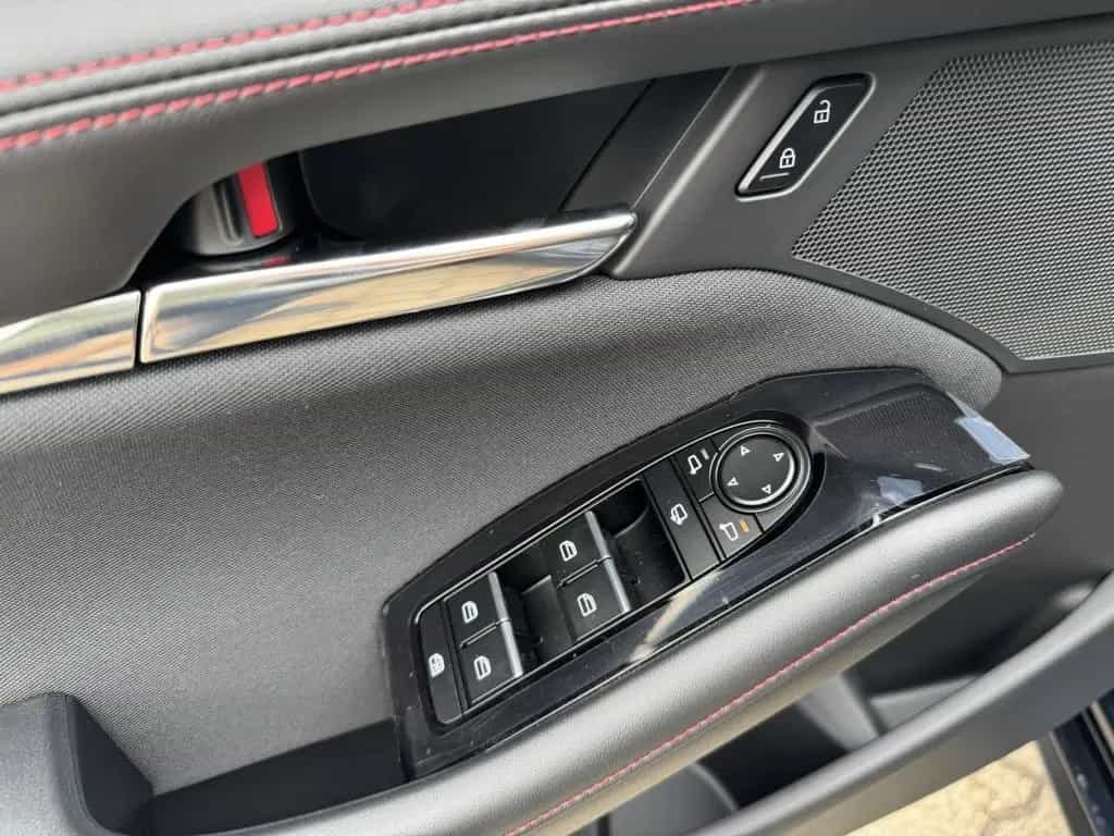 Mazda 3 2.5L e-SKYACTIV G 140ps 6AT FWD Homura 06/2025-photo-10