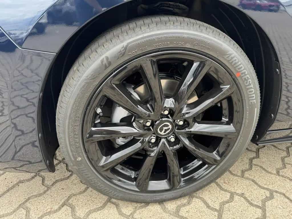 Mazda 3 2.5L e-SKYACTIV G 140ps 6AT FWD Homura 06/2025-photo-2