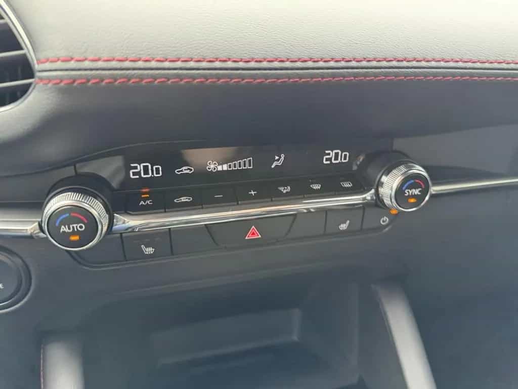 Mazda 3 2.5L e-SKYACTIV G 140ps 6AT FWD Homura 06/2025-photo-22