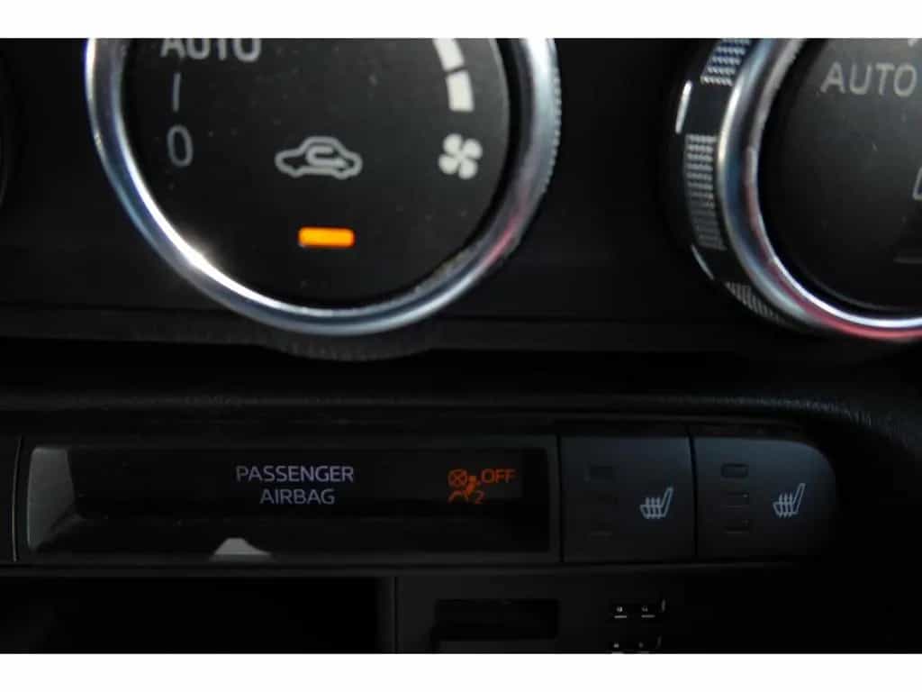 Abarth 124 Spider 1.4 MultiAir Turbo Navi Leder 2farbig 09/2016-photo-8