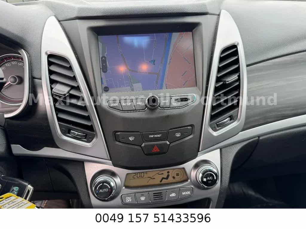 Ssangyong Korando Sapphire Leder Klima Navi Kamera Alus E6 01/2016-photo-12