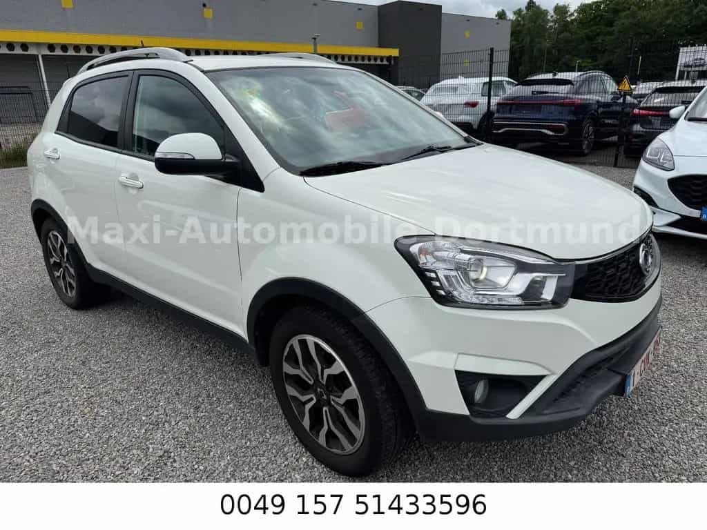 Ssangyong Korando Sapphire Leder Klima Navi Kamera Alus E6 01/2016-photo-2