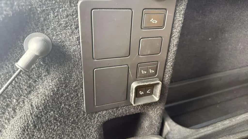 Land Rover Discovery 5 HSE TD6*Pano*Leder*Meridian*Keyless 11/2017-photo-22