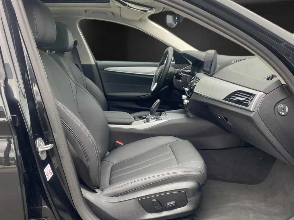 BMW 520 d Virtual*Pano*Kamera*Leder*LED*Parkassisten 12/2022-photo-14