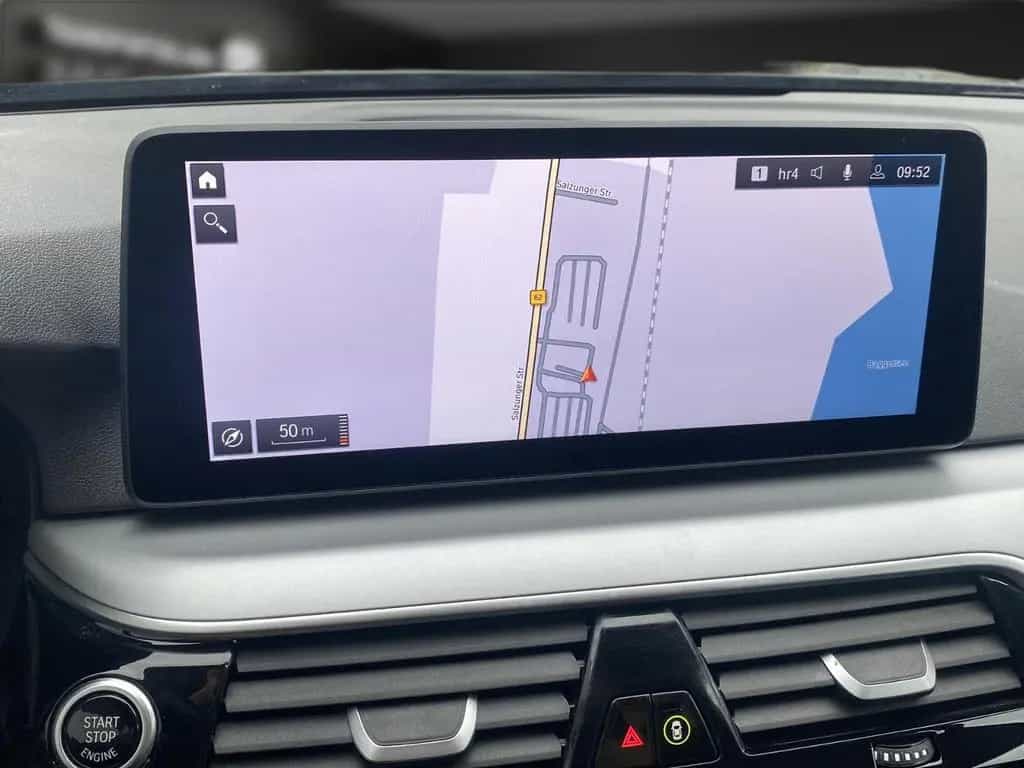 BMW 520 d Virtual*Pano*Kamera*Leder*LED*Parkassisten 12/2022-photo-19