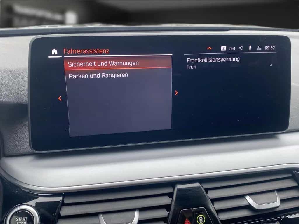 BMW 520 d Virtual*Pano*Kamera*Leder*LED*Parkassisten 12/2022-photo-21