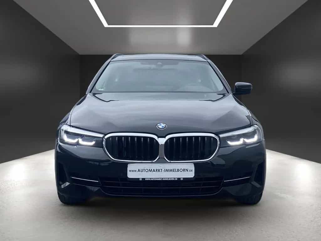BMW 520 d Virtual*Pano*Kamera*Leder*LED*Parkassisten 12/2022-photo-8