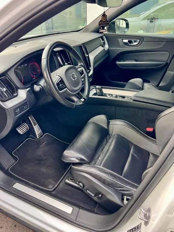 Volvo XC60 XC 60 XC60 R Design AWD 12/2019-photo-6