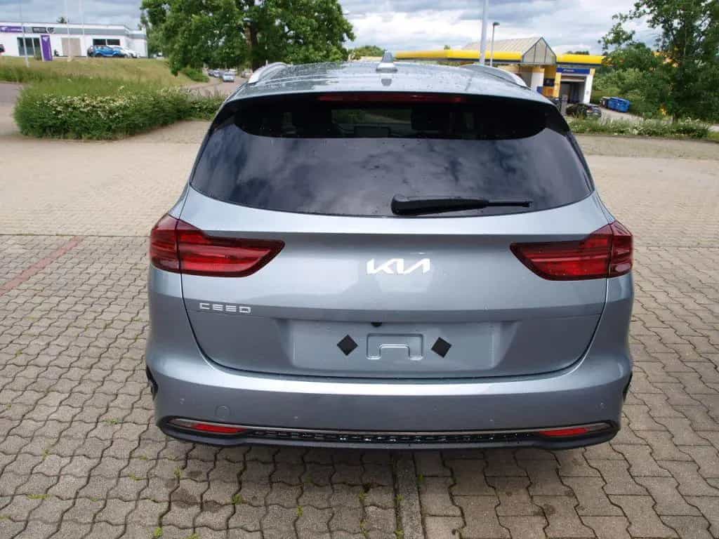 Kia Ceed SW 1.5 T OPF LED NAVI MJ25 KAMERA SZHZG TOP 06/2025-photo-3