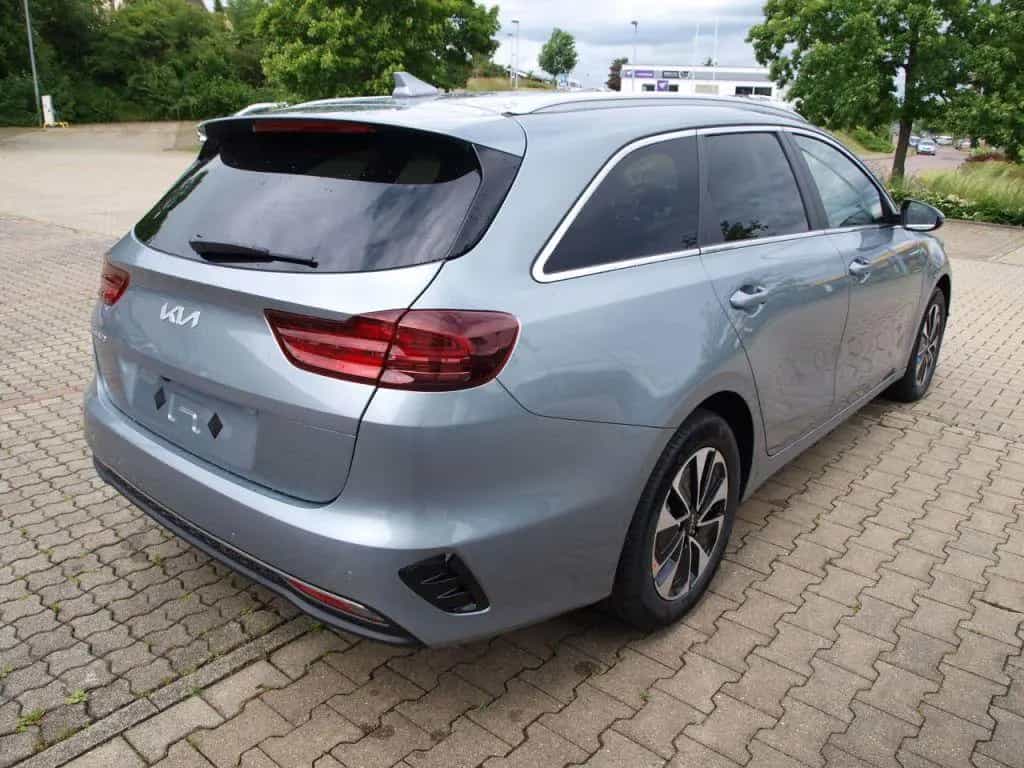 Kia Ceed SW 1.5 T OPF LED NAVI MJ25 KAMERA SZHZG TOP 06/2025-photo-4