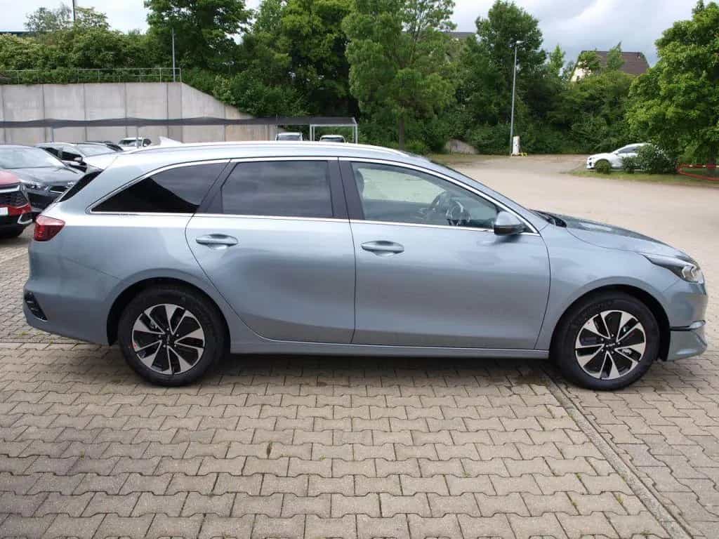 Kia Ceed SW 1.5 T OPF LED NAVI MJ25 KAMERA SZHZG TOP 06/2025-photo-5