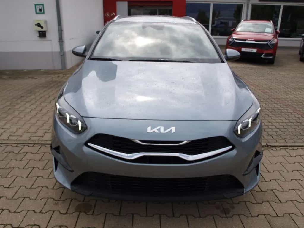 Kia Ceed SW 1.5 T OPF LED NAVI MJ25 KAMERA SZHZG TOP 06/2025-photo-7