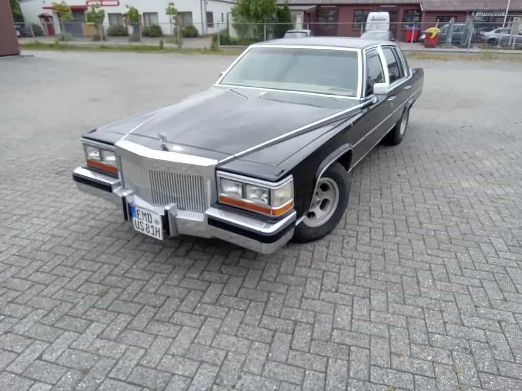 Cadillac Fleetwood brougham d'elegance mit LPG 06/1981-photo-1
