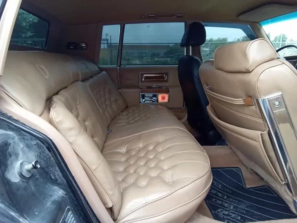 Cadillac Fleetwood brougham d'elegance mit LPG 06/1981-photo-5