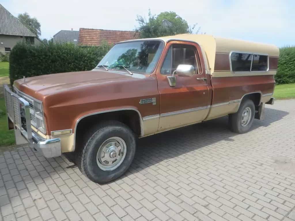 GMC Sierra classic 2500 4x4 Campingwagen Diesel 09/1983-photo-2