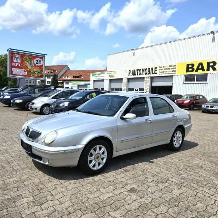 Lancia Lybra 2.0i LX 82000 KM AUTOM NAVI ALU KLIMAAUTOM 04/2000-photo-24
