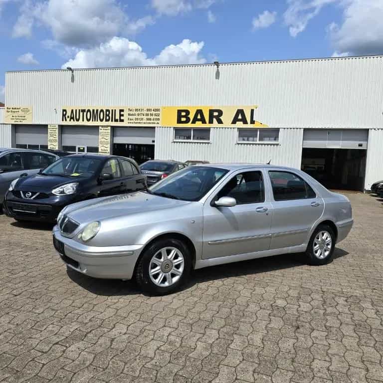 Lancia Lybra 2.0i LX 82000 KM AUTOM NAVI ALU KLIMAAUTOM 04/2000-photo-25