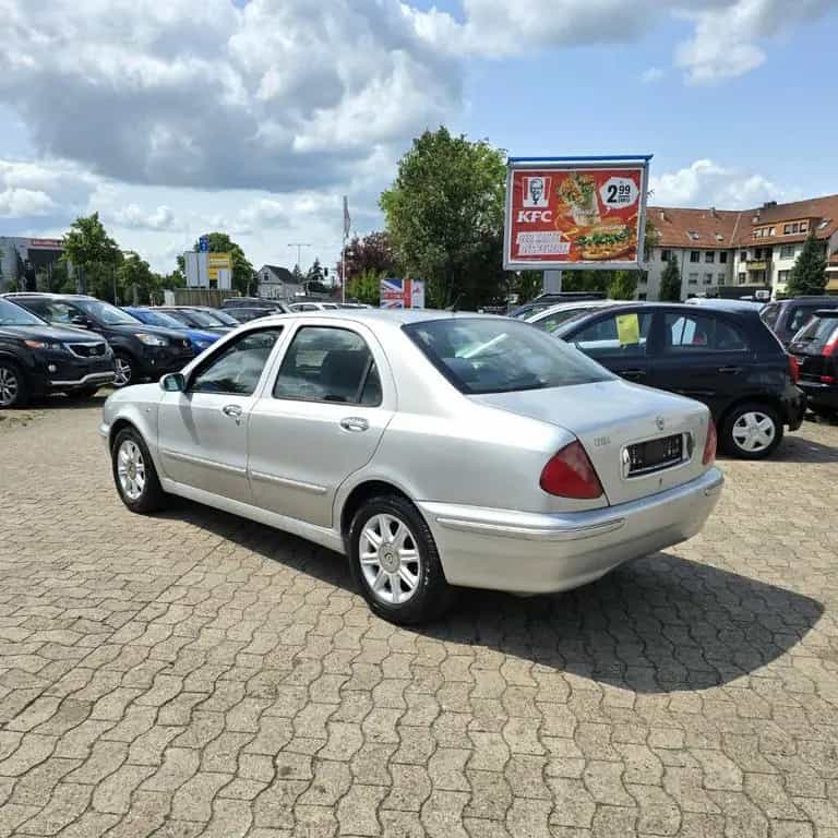 Lancia Lybra 2.0i LX 82000 KM AUTOM NAVI ALU KLIMAAUTOM 04/2000-photo-5