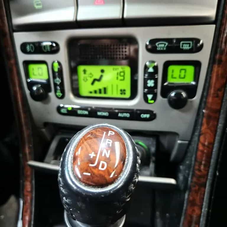 Lancia Lybra 2.0i LX 82000 KM AUTOM NAVI ALU KLIMAAUTOM 04/2000-photo-8