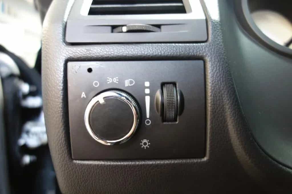 Dodge Challenger "SUPERSPORTER"TÜV" 07/2014-photo-33