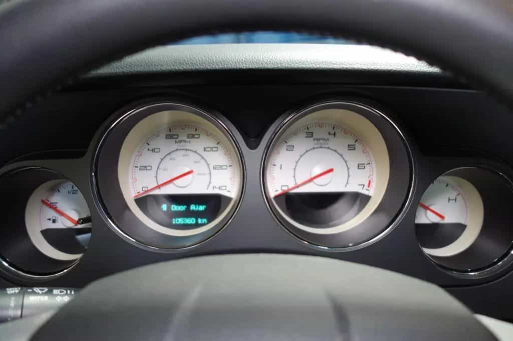 Dodge Challenger "SUPERSPORTER"TÜV" 07/2014-photo-40
