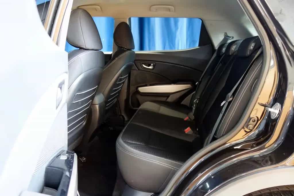 Ssangyong Tivoli 1.6 e-XGi 160 SAPPHIRE 2WD"TÜV"GARANTIE 01/2020-photo-12
