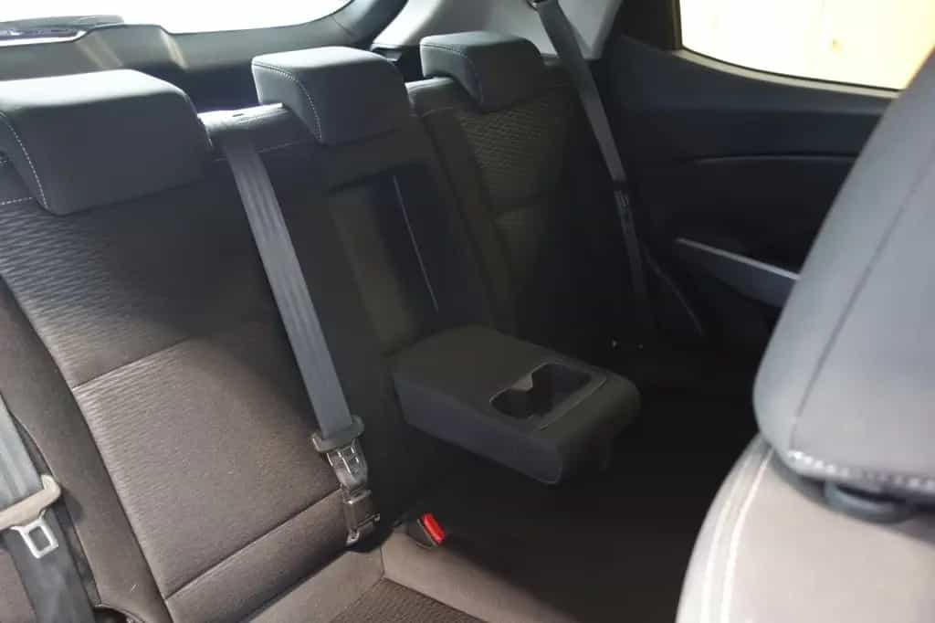 Ssangyong Tivoli 1.6 e-XGi 160 SAPPHIRE 2WD"TÜV"GARANTIE 01/2020-photo-20