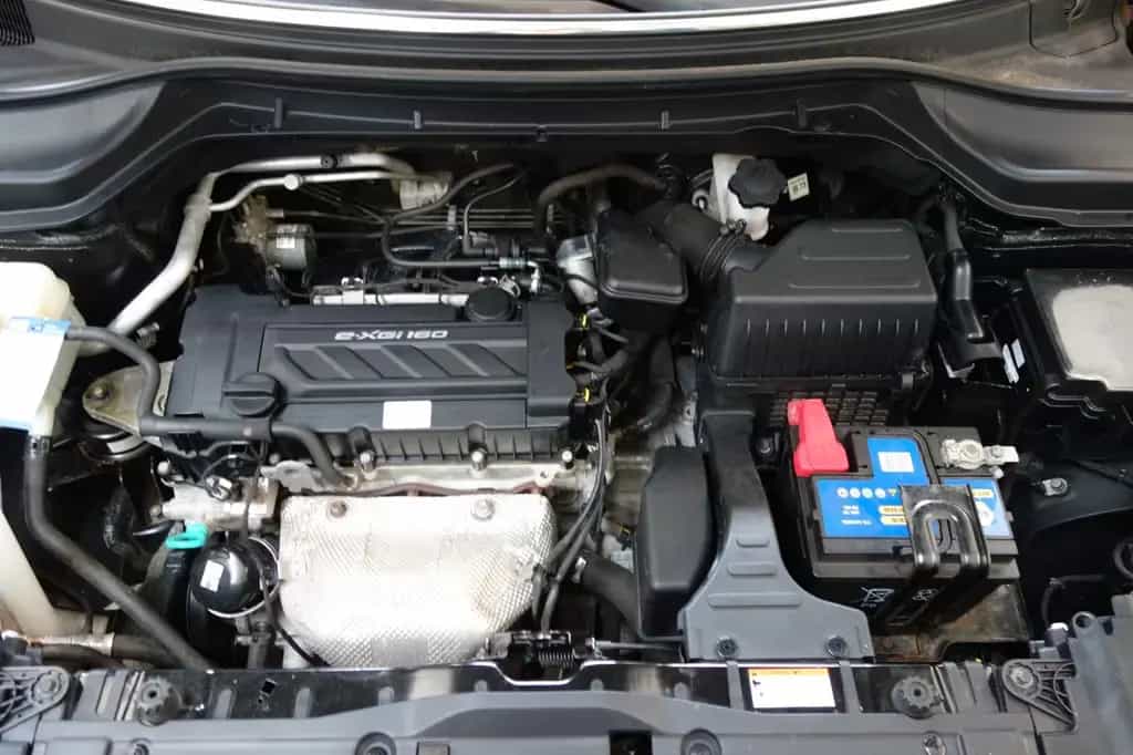 Ssangyong Tivoli 1.6 e-XGi 160 SAPPHIRE 2WD"TÜV"GARANTIE 01/2020-photo-40