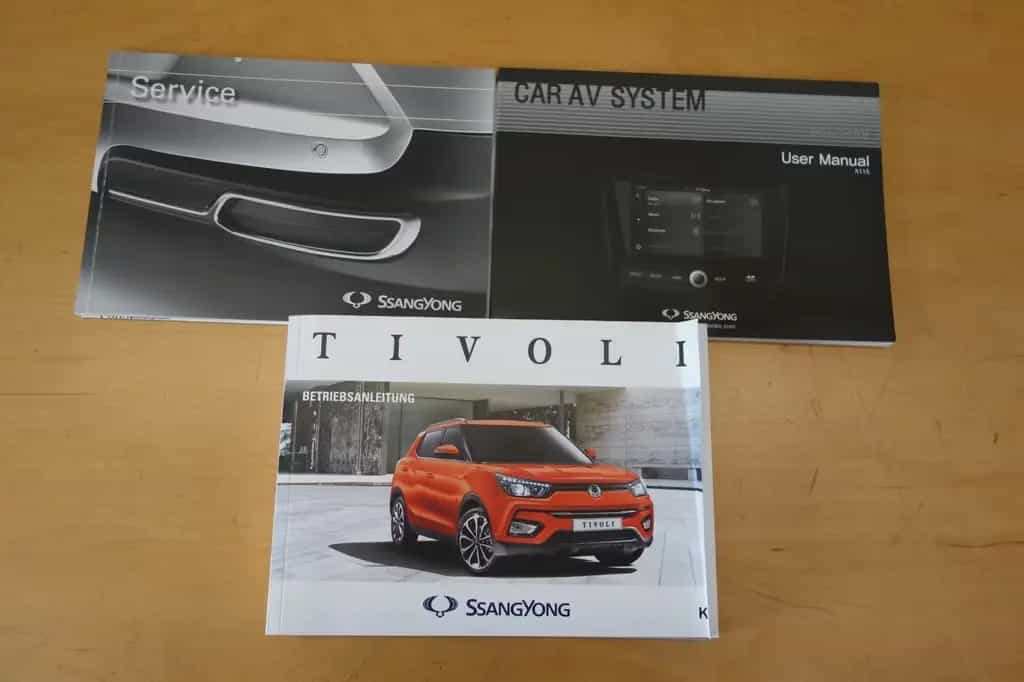 Ssangyong Tivoli 1.6 e-XGi 160 SAPPHIRE 2WD"TÜV"GARANTIE 01/2020-photo-45