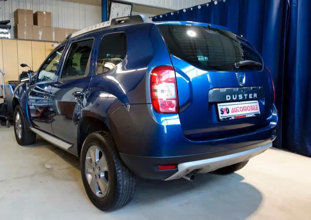 Dacia Duster Celebration 4x2"Motorschaden" 11/2014-photo-1