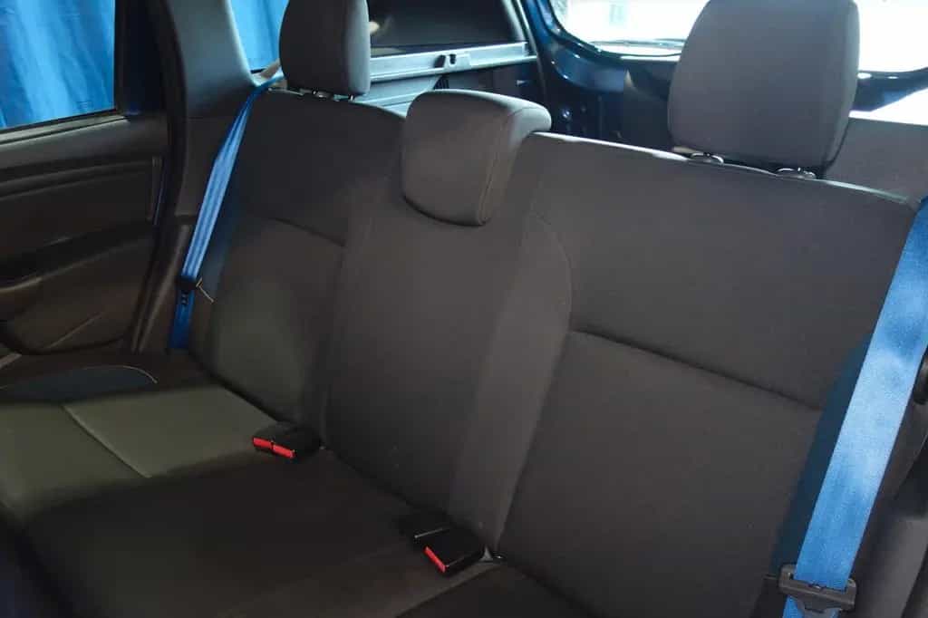 Dacia Duster Celebration 4x2"Motorschaden" 11/2014-photo-14