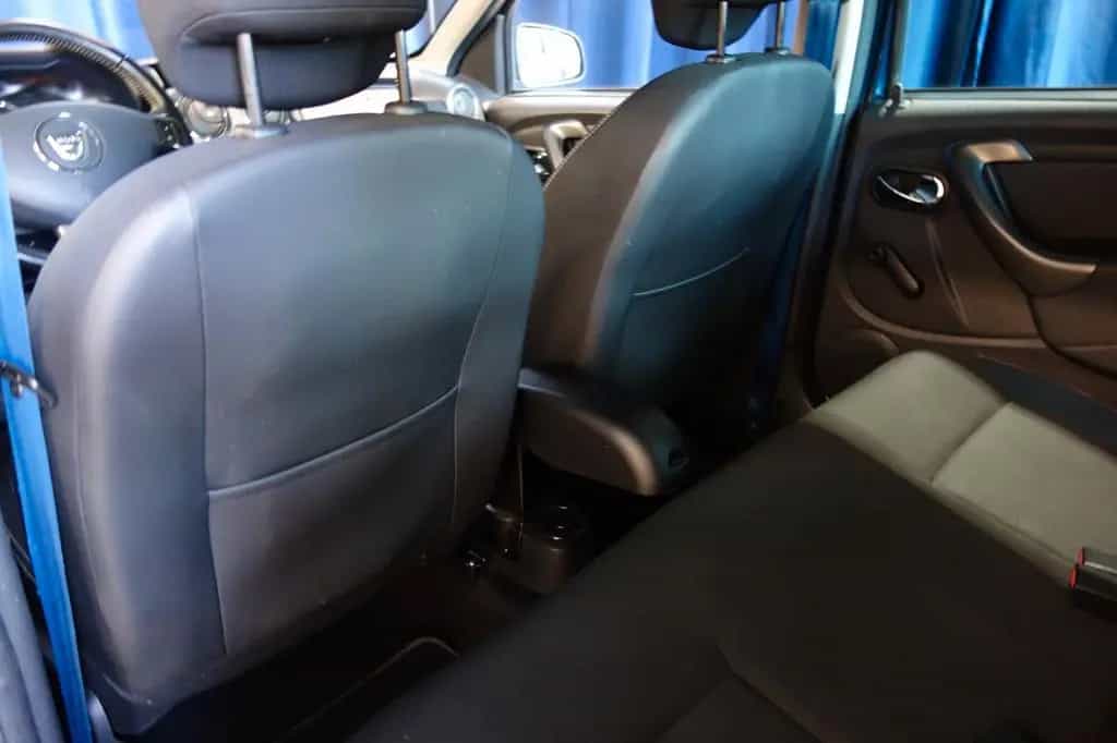 Dacia Duster Celebration 4x2"Motorschaden" 11/2014-photo-15