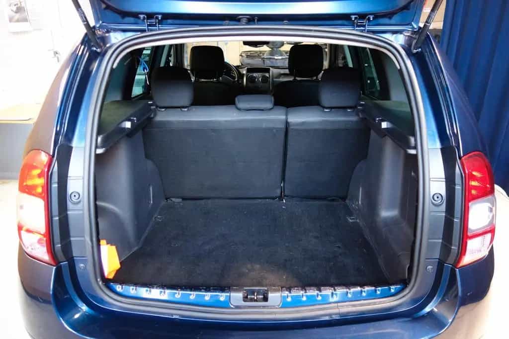 Dacia Duster Celebration 4x2"Motorschaden" 11/2014-photo-41