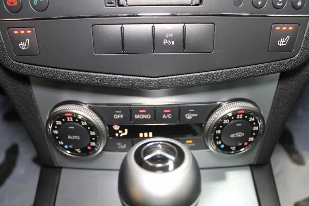 Mercedes-Benz C 280 C -Klasse Lim. C 280 AMG Lein"TÜV"GARANTIE 01/2008-photo-21