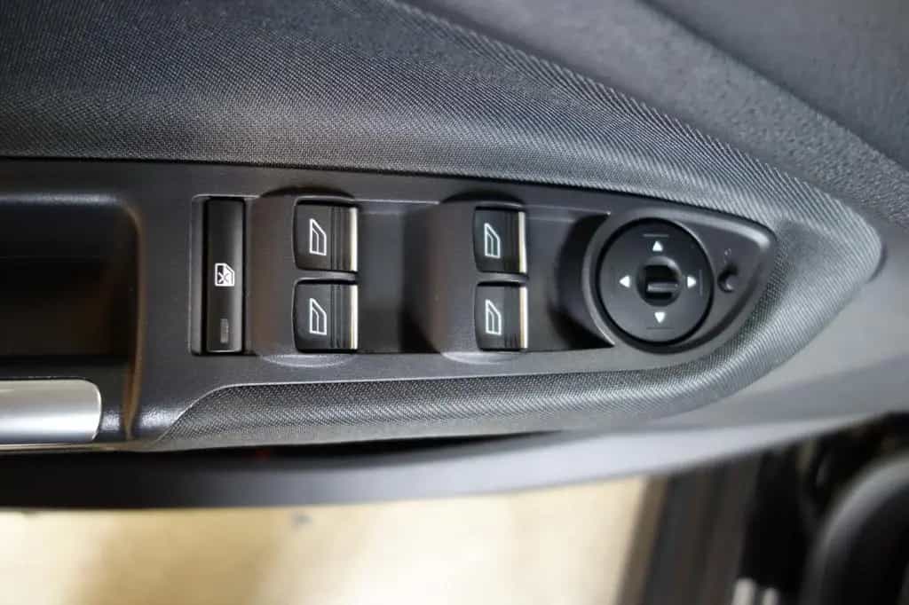Ford C-Max Business Edition"TÜV"GARANTIE 11/2016-photo-14
