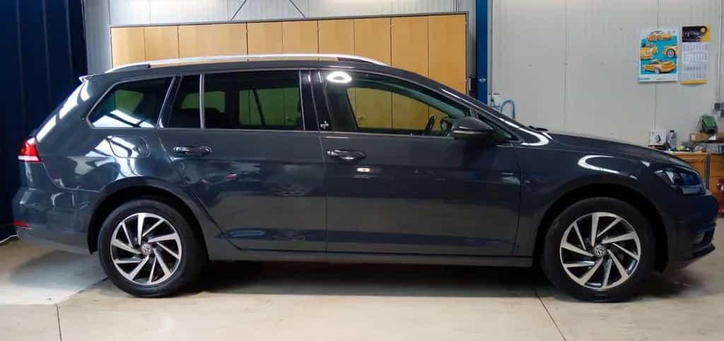 Volkswagen Golf VII Lim. Sound Start-Stopp"TÜV"GARANTIE 11/2017-photo-5