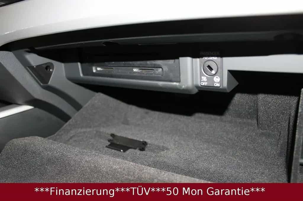 Audi A4 Avant 40 TFSI Top gepflegt Auto 01/2019-photo-20