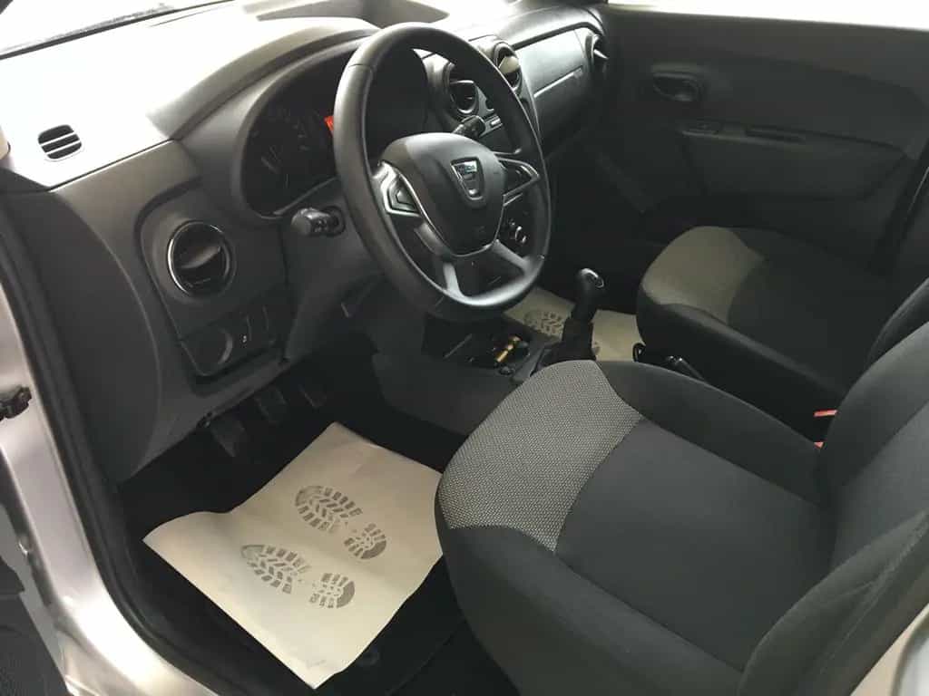 Dacia Lodgy 1.6 LPG Essential/Klima/Navi/7.Sitzer/PDC 08/2019-photo-11
