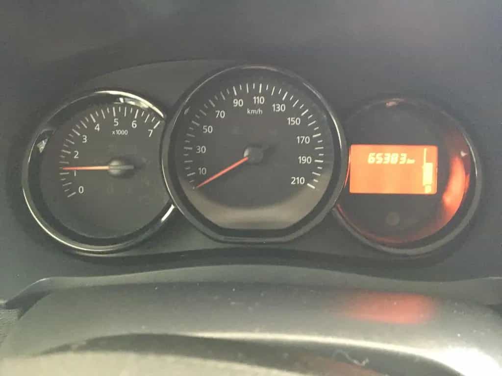 Dacia Lodgy 1.6 LPG Essential/Klima/Navi/7.Sitzer/PDC 08/2019-photo-13